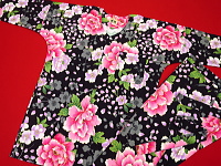 義若オリジナルの鯉口シャツ・ダボシャツ　桜吹雪に大牡丹（黒ピンク）